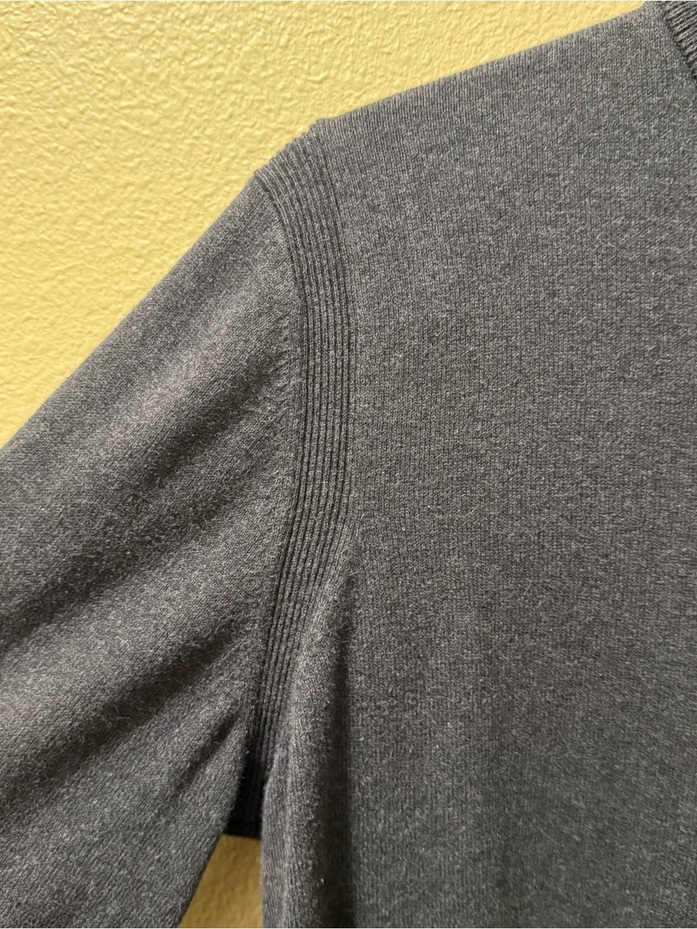 Banana Republic men’s banana